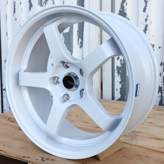 AVN-1 | Advan Racing GT Style Wheels | White