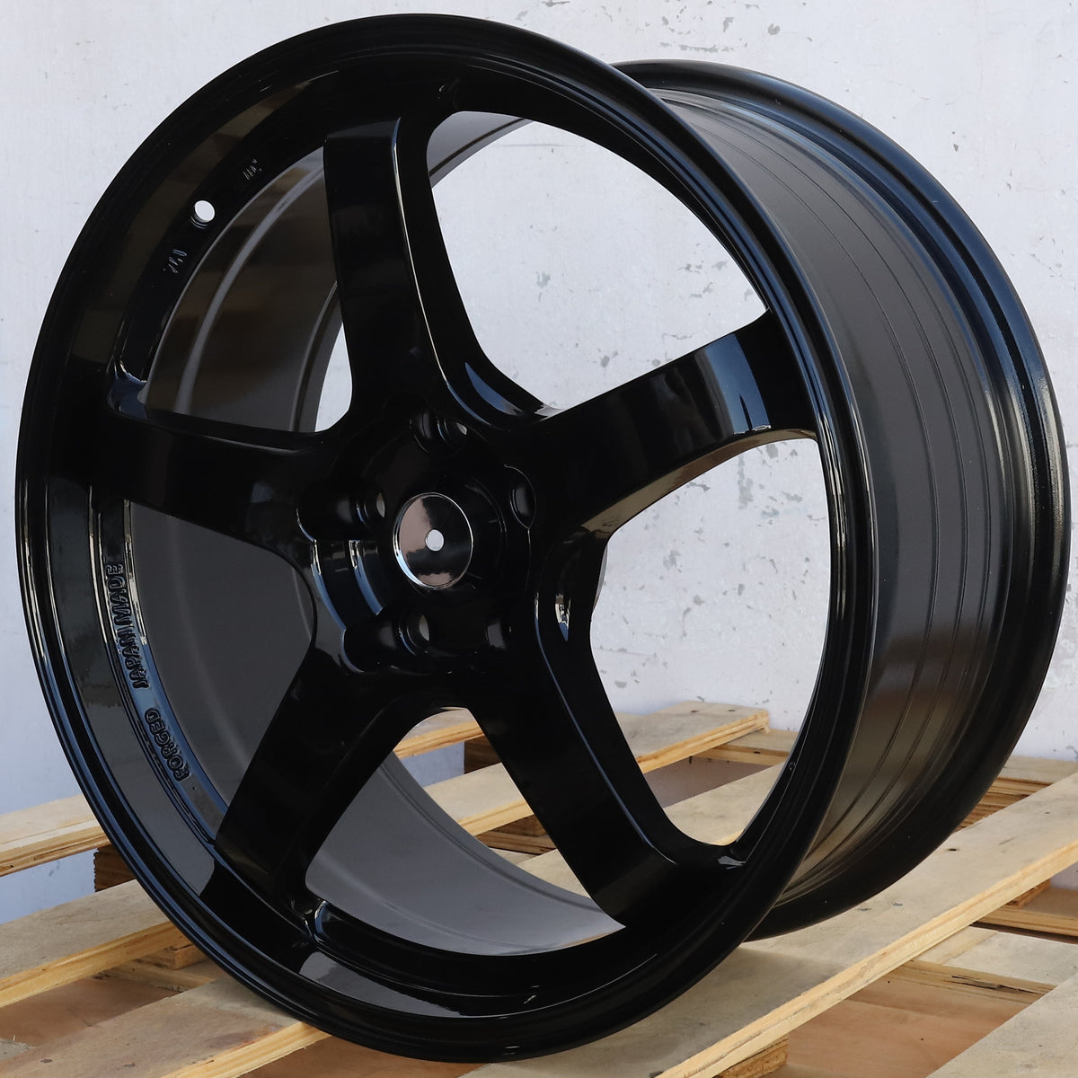 AVN-1 | Advan Racing GT Style Wheels | Black