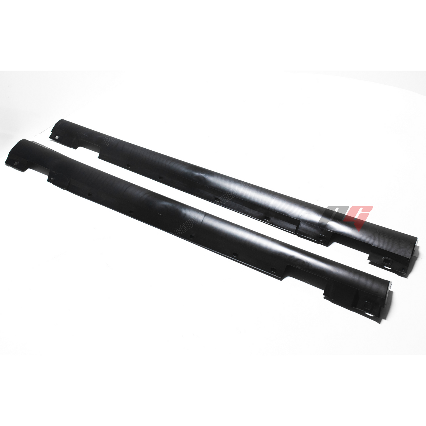 2011-2014 Mercedes Benz W204 C-Class To AMG Style Side Skirts