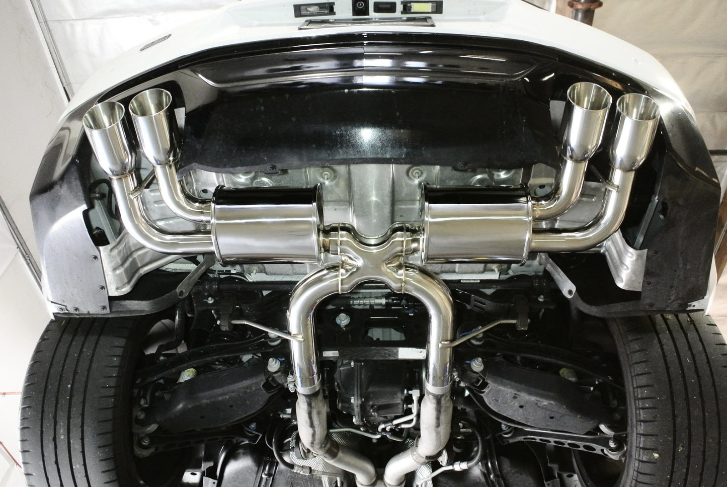 Megan Racing Exhaust System (Burnt Roll Quad Tip) for 2016–2018 Chevrolet Camaro SS — MR-ABE-CCA16-V2-VO