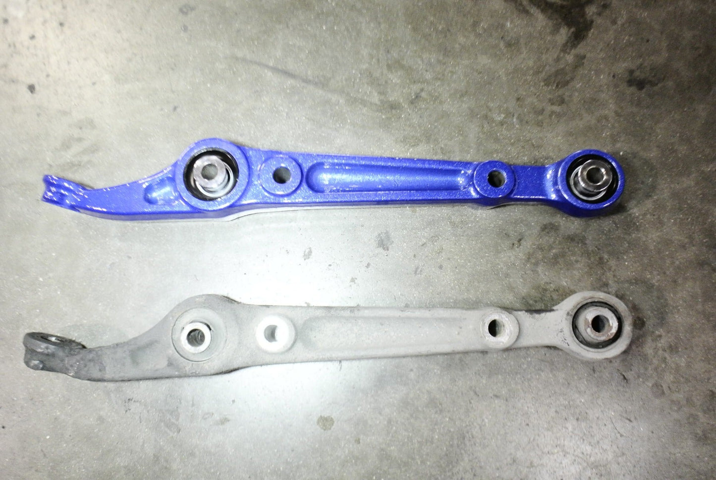 Megan Racing Front Lower Control Arm (Spherical Equipped) for 94-01 Acura Integra/92-95 Honda Civic