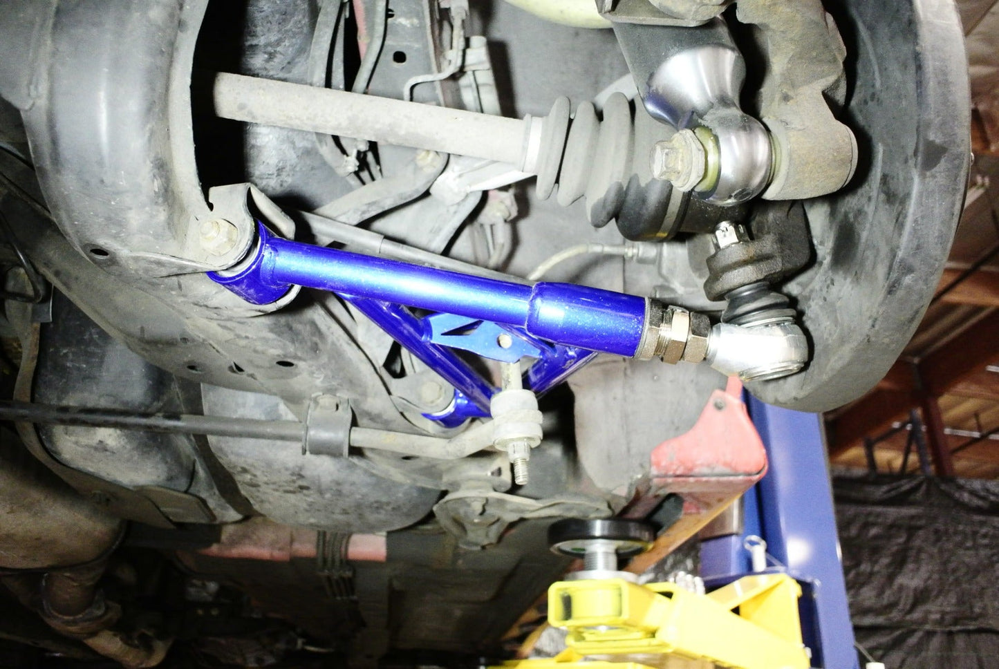 Megan Racing Rear Lower Control Arm for 89-94 Nissan 240SX S13/90-96 300ZX Z32
