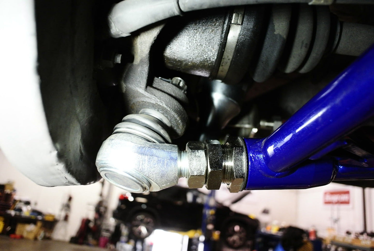 Megan Racing Rear Lower Control Arm for 89-94 Nissan 240SX S13/90-96 300ZX Z32