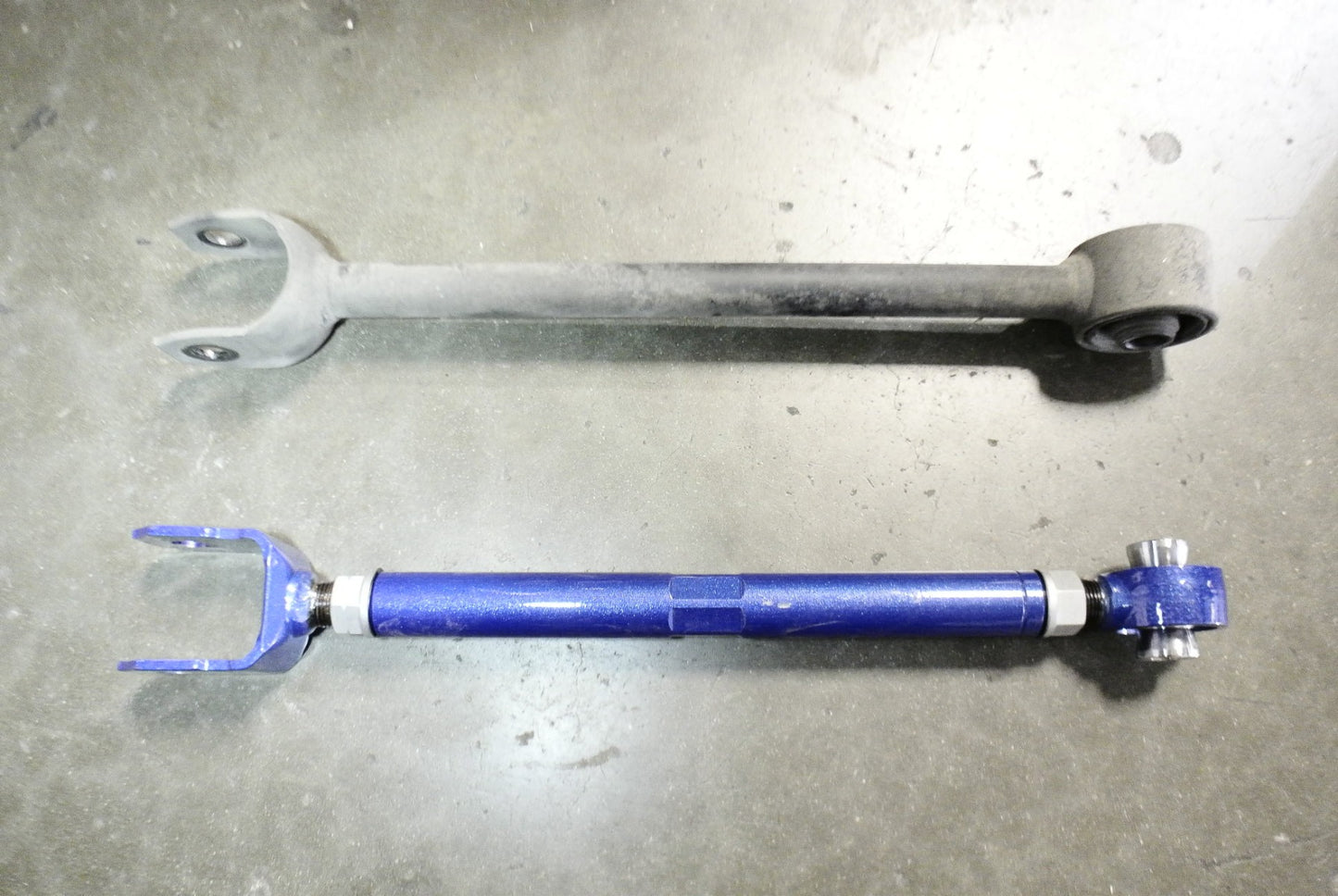Megan Racing Rear Trailing Arm for 1988-1992 Toyota Cressida/Chaser/Mark II