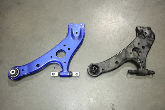 Megan Racing Front Lower Control Arms for 2011-2020 Toyota Sienna