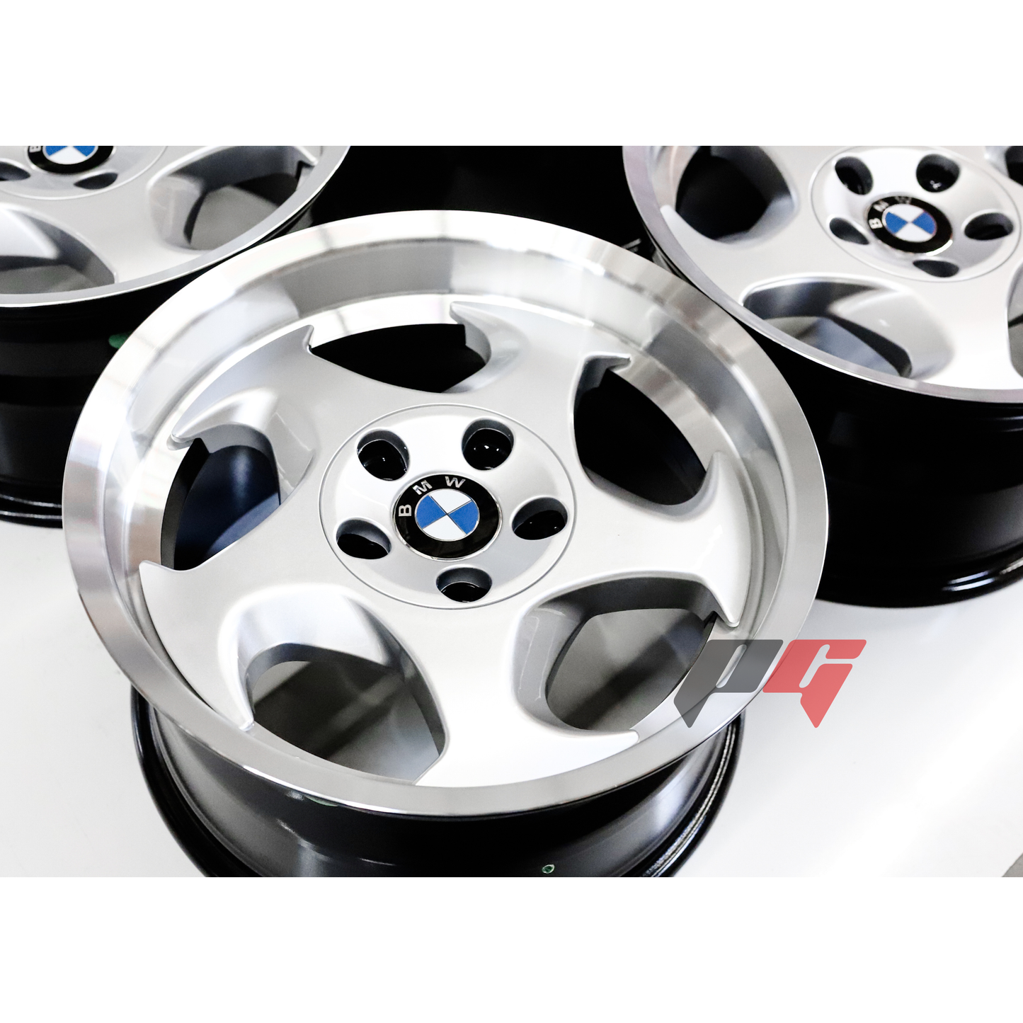 BMW Style 21 Throwing Star Replica Wheels 17x9+22 (5x120)