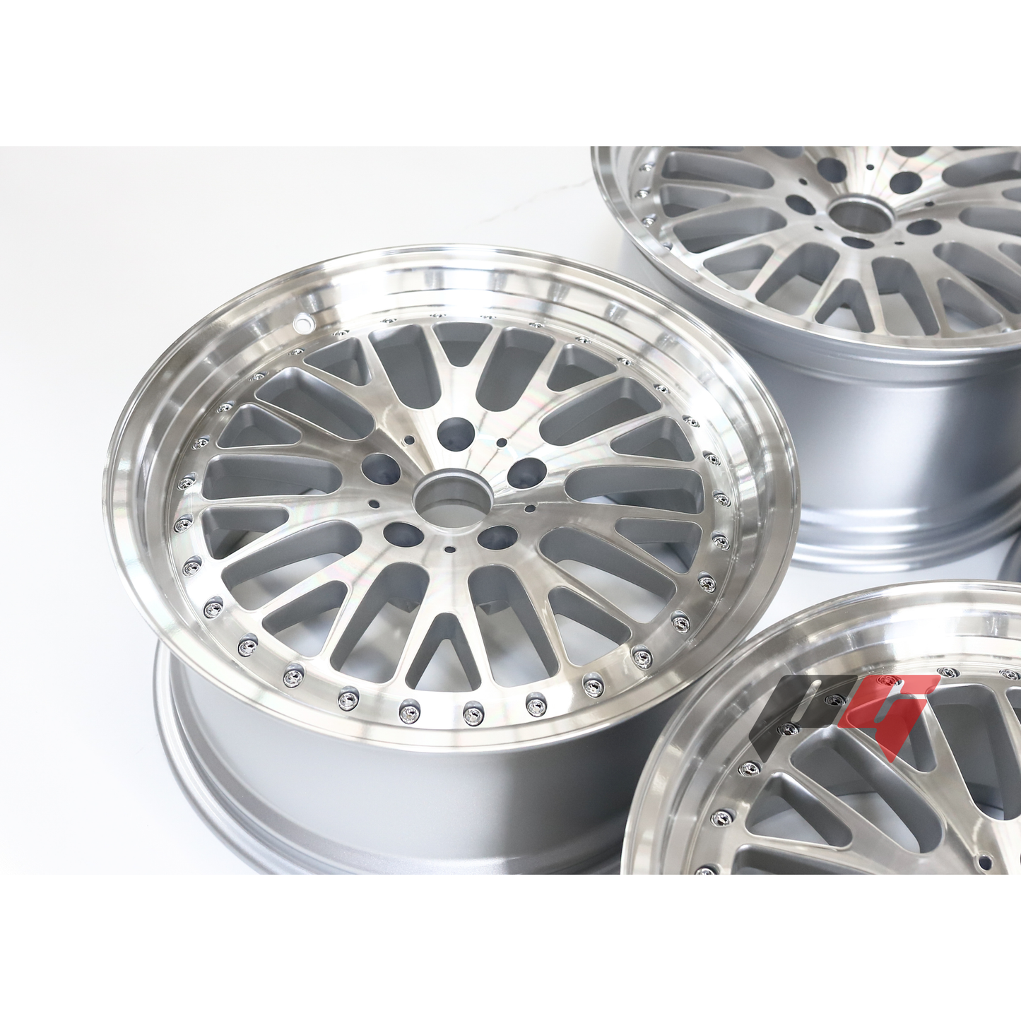 Classic Style 18x8.5/18x9.5 (5x114.3) Wheels Fits Honda / Acura / Lexus / Toyota / Nissan / Infiniti / Subaru