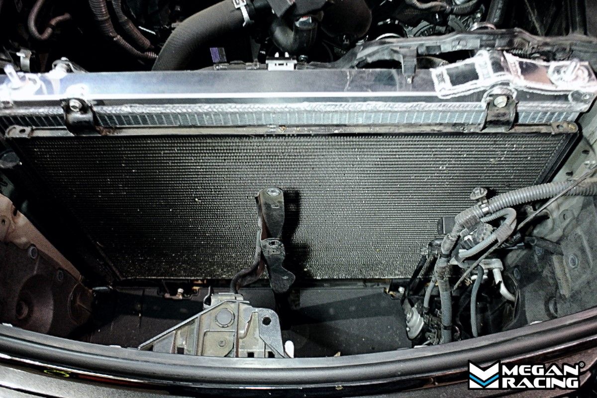 Megan Racing Aluminum Radiator for 2013-2015 Lexus GS350 (Excludes Mid-2015+ Model Years)