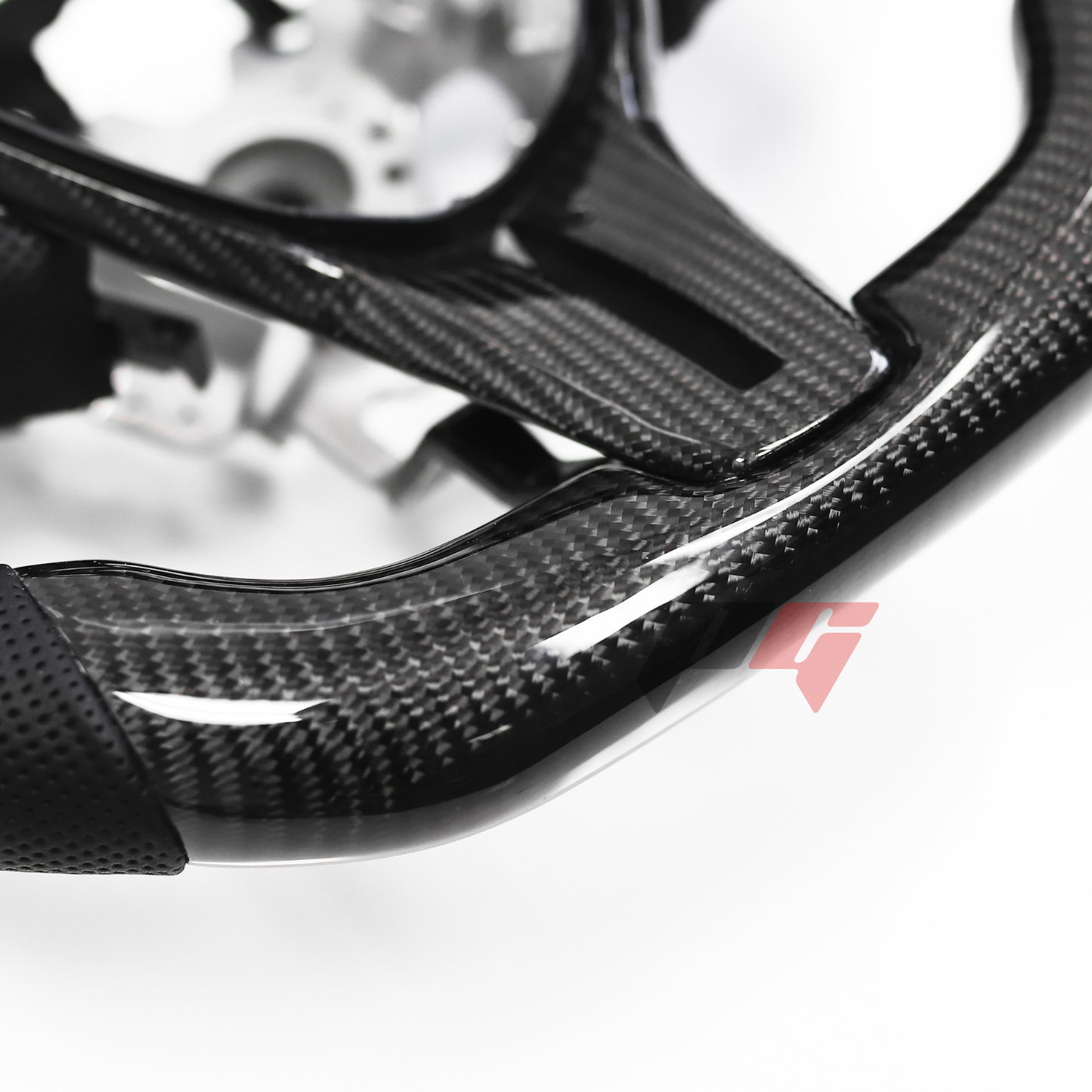 FOR INFINITI Q50 2019+/ Q60 2017+ CARBON FIBER & LEATHER STEERING WHEEL