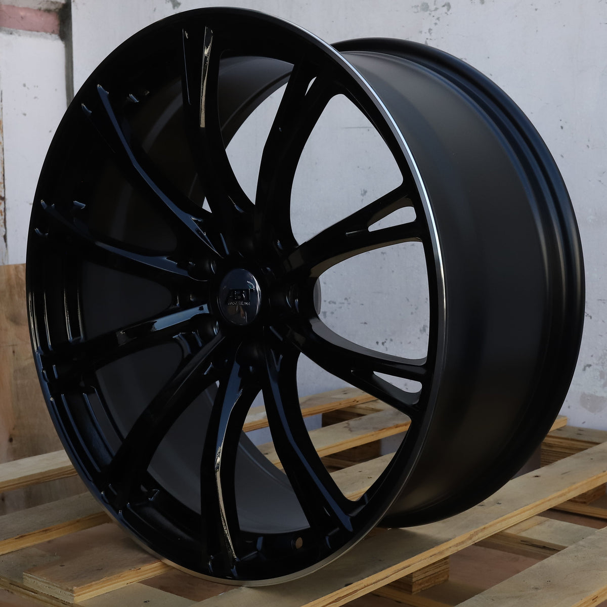 AU03 | Audi GR20 Style Wheels | Black Machined Lip