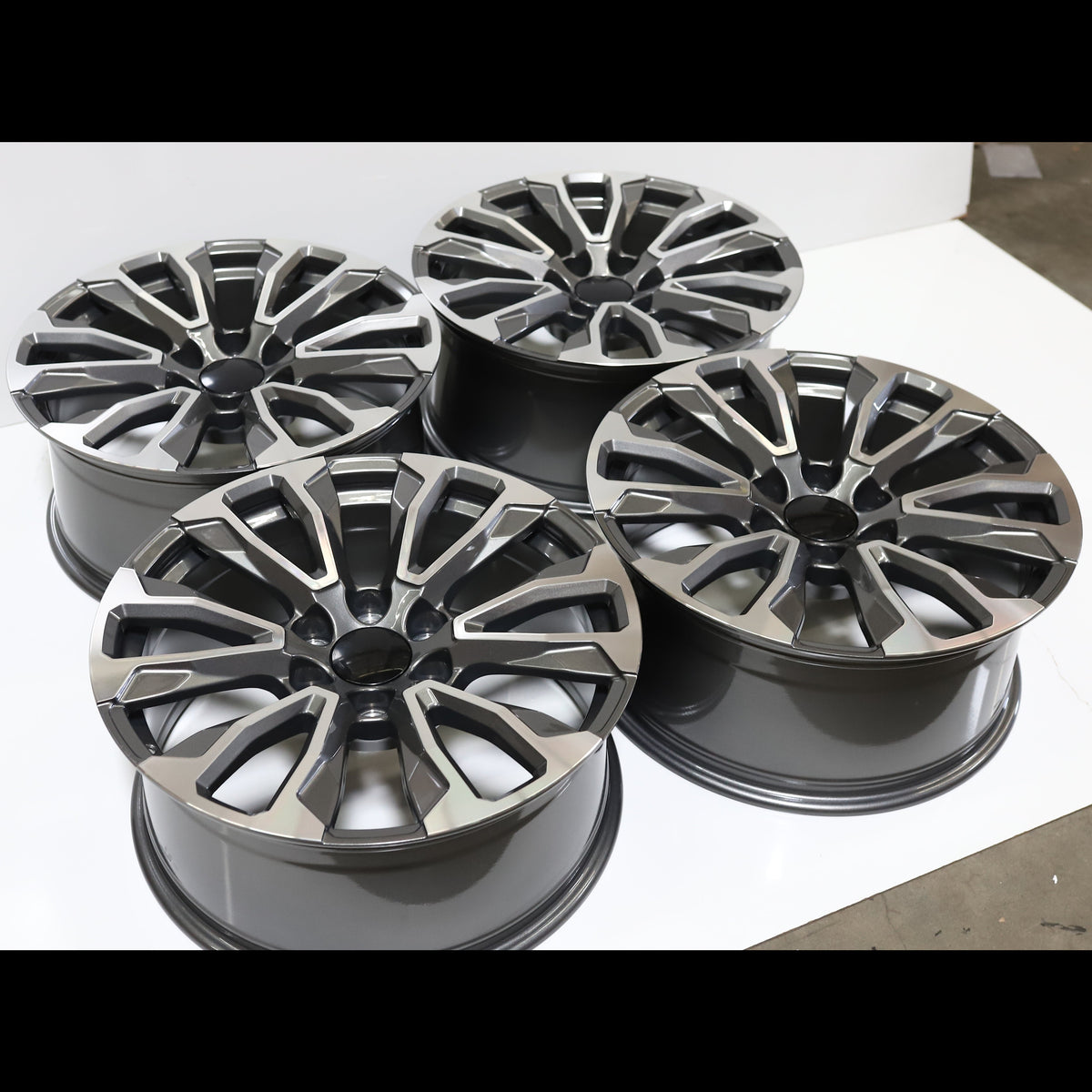 CVY01 | Cadillac Escalade Sport Style Wheels | Hyper Black