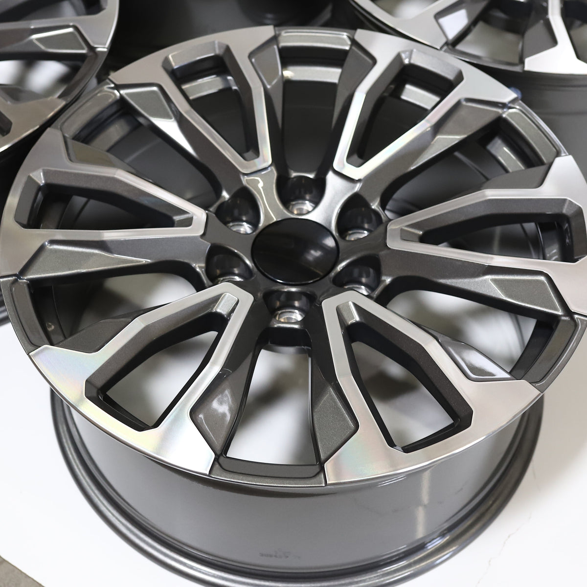 CVY01 | Cadillac Escalade Sport Style Wheels | Hyper Black