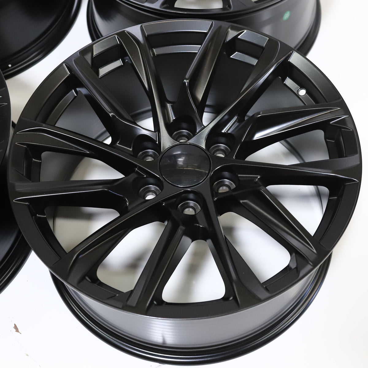 GM01 | GMC Sierra / Yukon Style Wheels | Matte Black