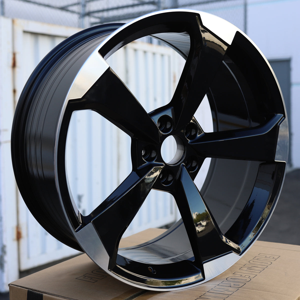 AU02 | Audi Style Wheels | Black Machined Face