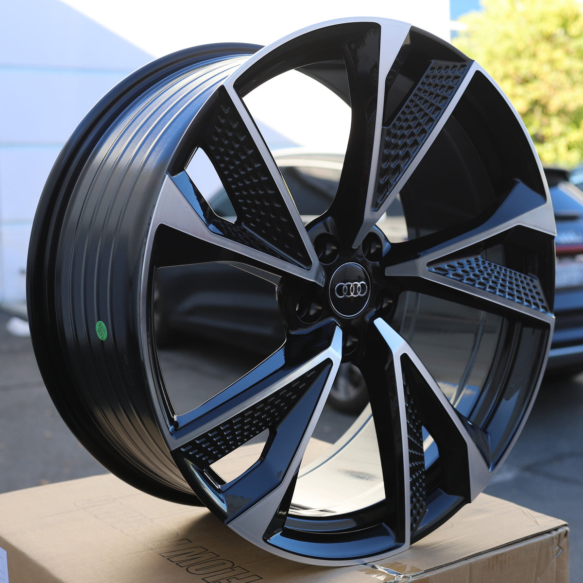 AU04 | Audi Style Wheels | Black Machined Face