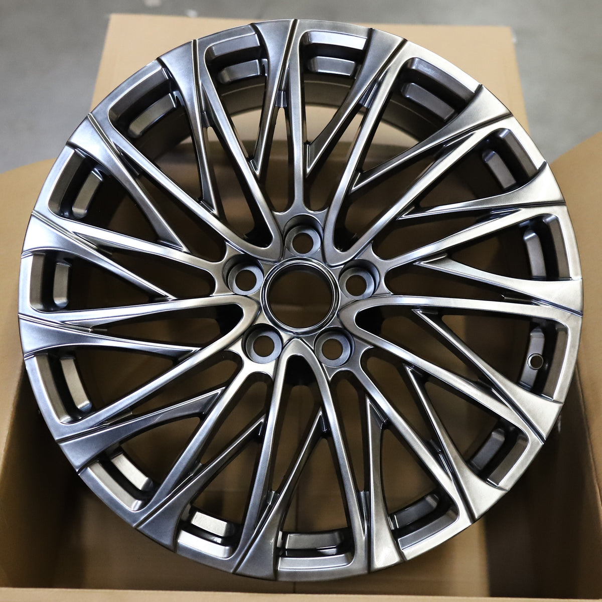 LX05 | Luxury LM Style Wheels | Hyper Black